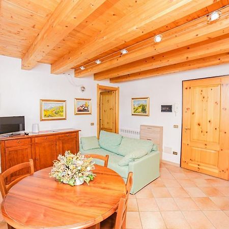 Casa Dei Larici 300M From Piste Apartment เกรสโซเนย์-ลา-ตรีนีเต ภายนอก รูปภาพ