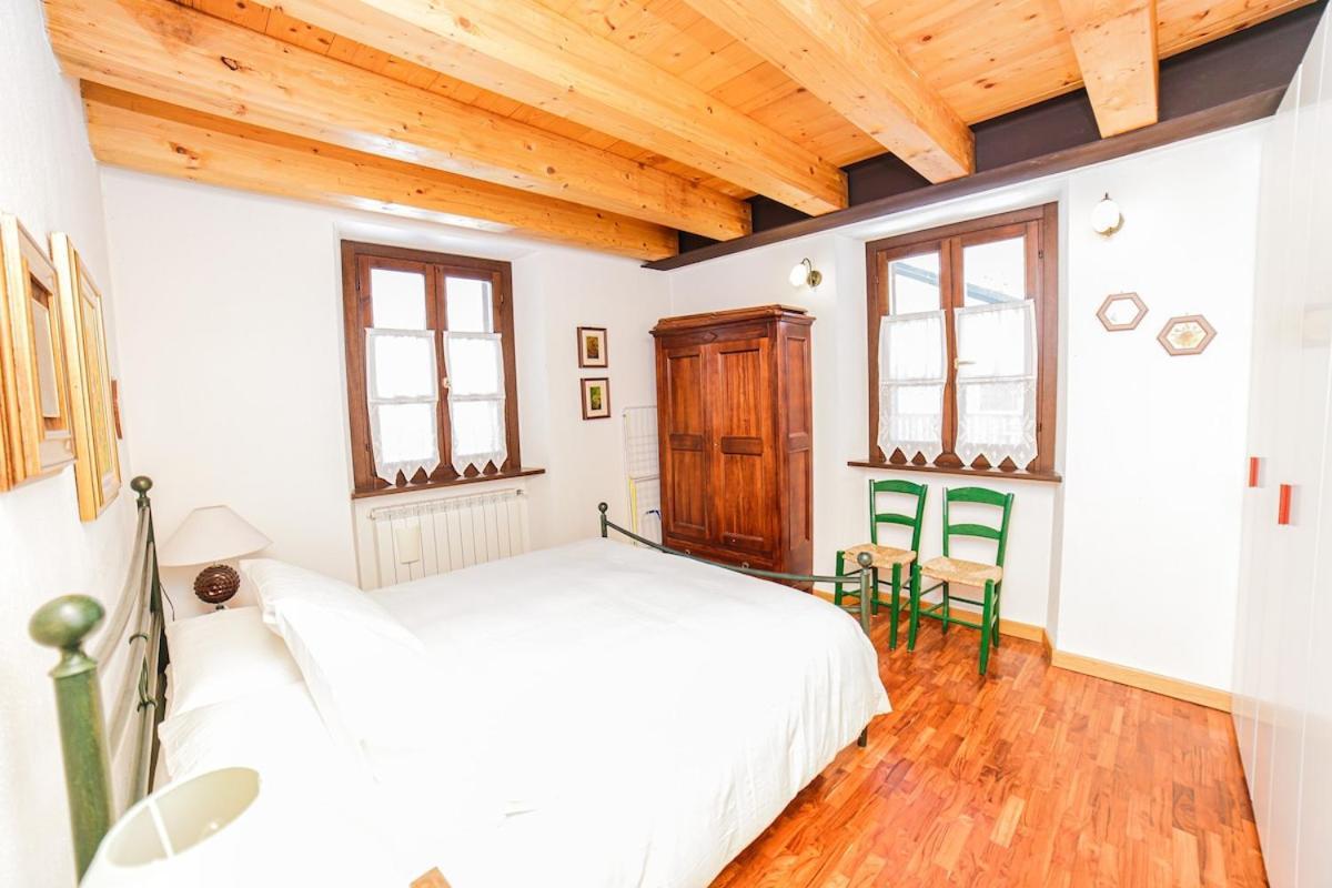 Casa Dei Larici 300M From Piste Apartment เกรสโซเนย์-ลา-ตรีนีเต ภายนอก รูปภาพ